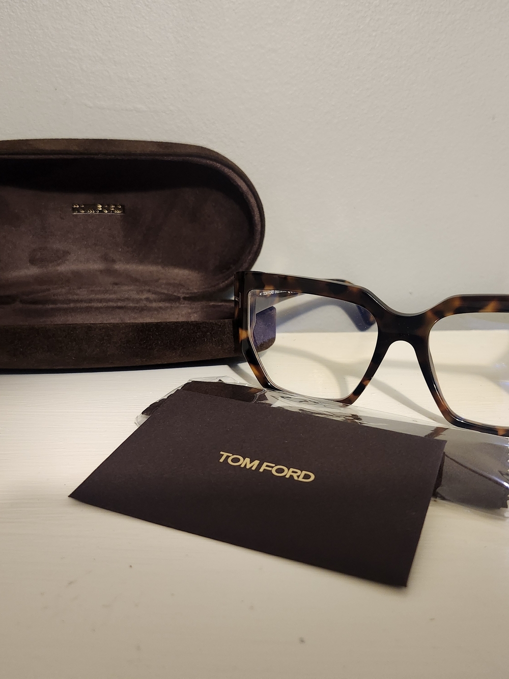Tom Ford Unisex Tortoiseshell Sunglasses Blue Block - Brown